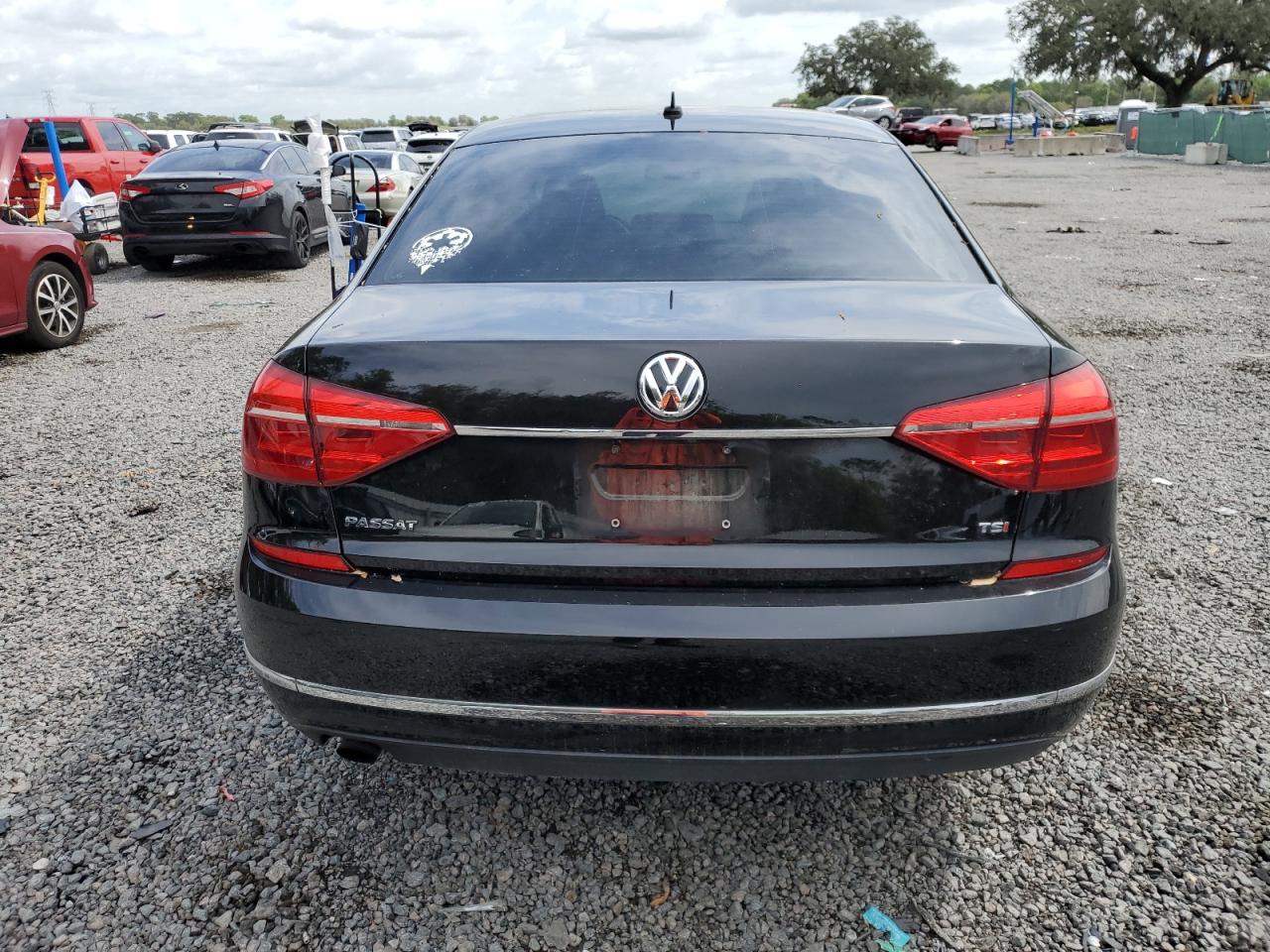 Photo 5 VIN: 1VWAT7A37GC028039 - VOLKSWAGEN PASSAT 