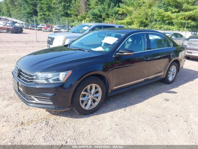 Photo 1 VIN: 1VWAT7A37GC043172 - VOLKSWAGEN PASSAT 