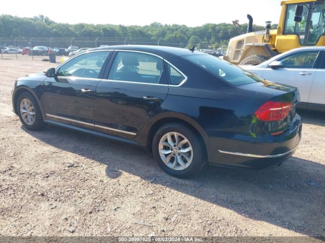 Photo 2 VIN: 1VWAT7A37GC043172 - VOLKSWAGEN PASSAT 