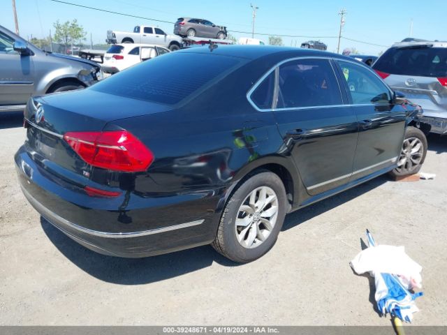 Photo 3 VIN: 1VWAT7A37GC046136 - VOLKSWAGEN PASSAT 