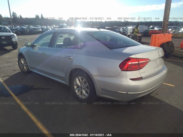 Photo 2 VIN: 1VWAT7A37GC058058 - VOLKSWAGEN PASSAT 