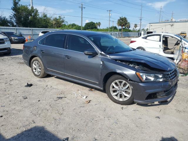 Photo 3 VIN: 1VWAT7A37HC001179 - VOLKSWAGEN PASSAT 