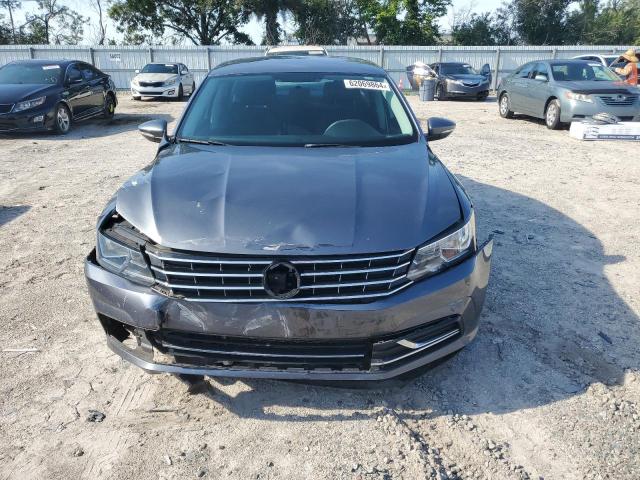 Photo 4 VIN: 1VWAT7A37HC001179 - VOLKSWAGEN PASSAT 