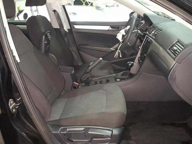 Photo 4 VIN: 1VWAT7A37HC017060 - VOLKSWAGEN PASSAT 