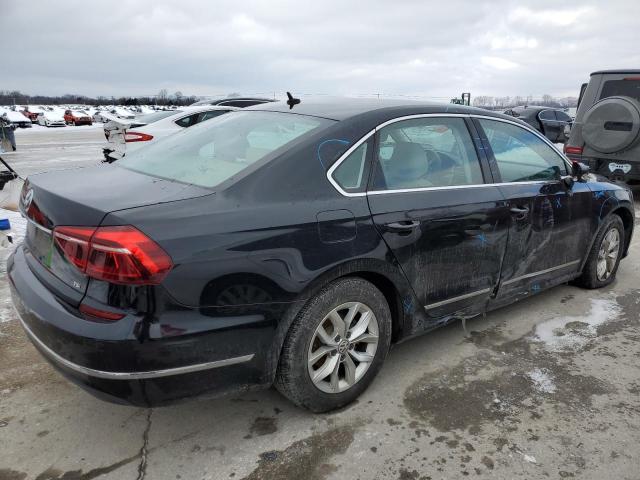 Photo 2 VIN: 1VWAT7A37HC067702 - VOLKSWAGEN PASSAT 