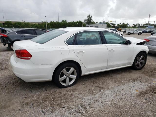 Photo 2 VIN: 1VWAT7A38EC029746 - VOLKSWAGEN PASSAT 