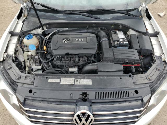 Photo 10 VIN: 1VWAT7A38FC002483 - VOLKSWAGEN PASSAT 