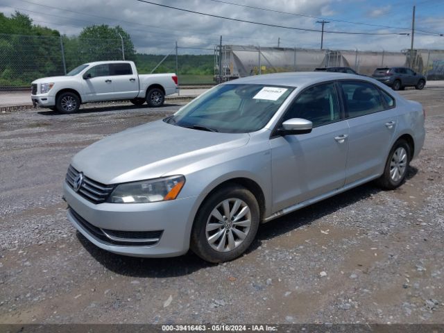 Photo 1 VIN: 1VWAT7A38FC037461 - VOLKSWAGEN PASSAT 