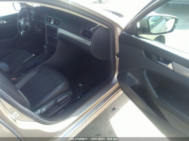 Photo 4 VIN: 1VWAT7A38FC038206 - VOLKSWAGEN PASSAT 