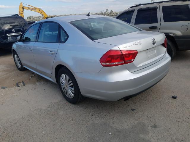 Photo 2 VIN: 1VWAT7A38FC041803 - VOLKSWAGEN PASSAT 