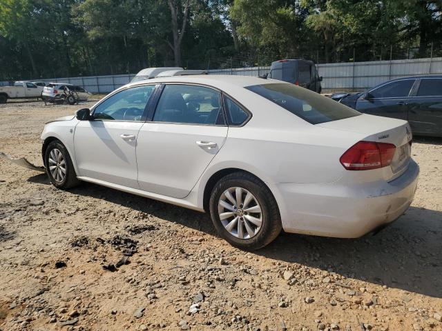 Photo 1 VIN: 1VWAT7A38FC043549 - VOLKSWAGEN PASSAT 