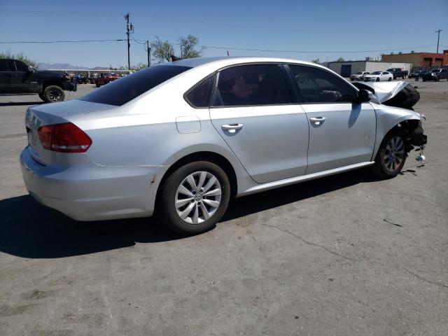 Photo 2 VIN: 1VWAT7A38FC043552 - VOLKSWAGEN PASSAT 