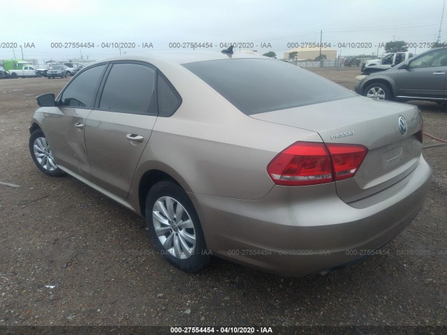 Photo 2 VIN: 1VWAT7A38FC059332 - VOLKSWAGEN PASSAT 