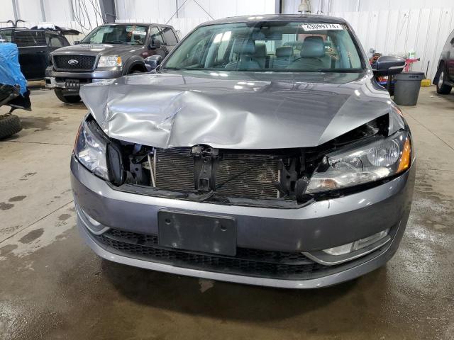 Photo 4 VIN: 1VWAT7A38FC084022 - VOLKSWAGEN PASSAT 