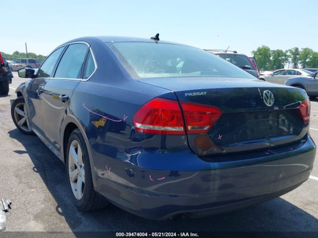 Photo 2 VIN: 1VWAT7A38FC107928 - VOLKSWAGEN PASSAT 