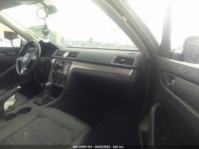 Photo 4 VIN: 1VWAT7A38FC110229 - VOLKSWAGEN PASSAT 