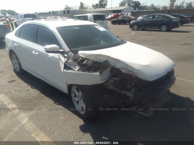 Photo 0 VIN: 1VWAT7A38FC110599 - VOLKSWAGEN PASSAT 