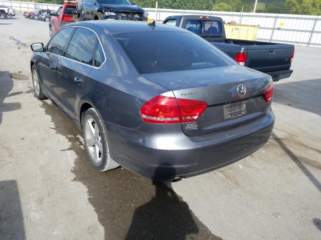 Photo 2 VIN: 1VWAT7A38FC111462 - VOLKSWAGEN PASSAT 