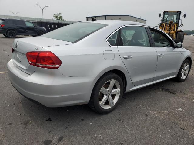 Photo 2 VIN: 1VWAT7A38FC115169 - VOLKSWAGEN PASSAT S 