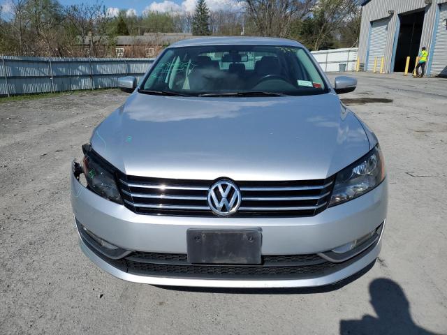 Photo 4 VIN: 1VWAT7A38FC120825 - VOLKSWAGEN PASSAT 