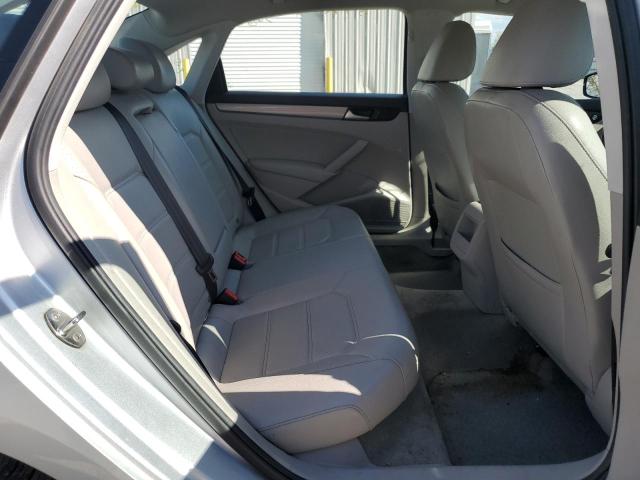 Photo 9 VIN: 1VWAT7A38FC120825 - VOLKSWAGEN PASSAT 