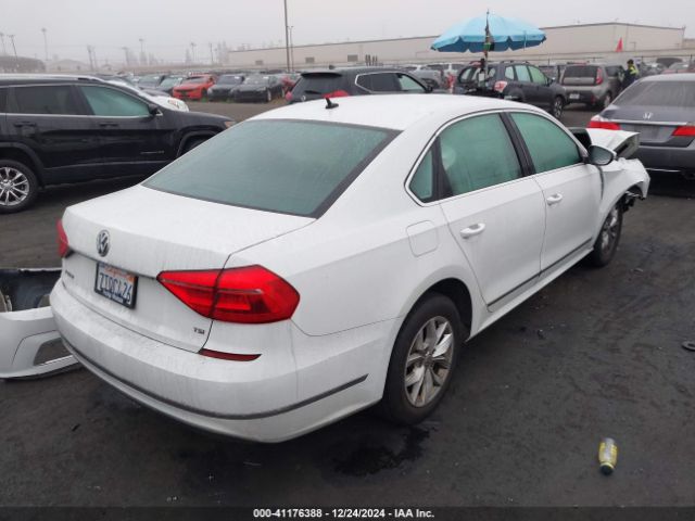 Photo 3 VIN: 1VWAT7A38GC041043 - VOLKSWAGEN PASSAT 