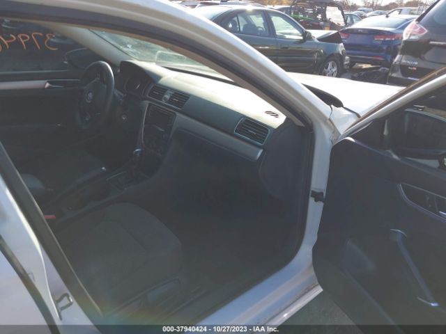 Photo 4 VIN: 1VWAT7A38GC069621 - VOLKSWAGEN PASSAT 