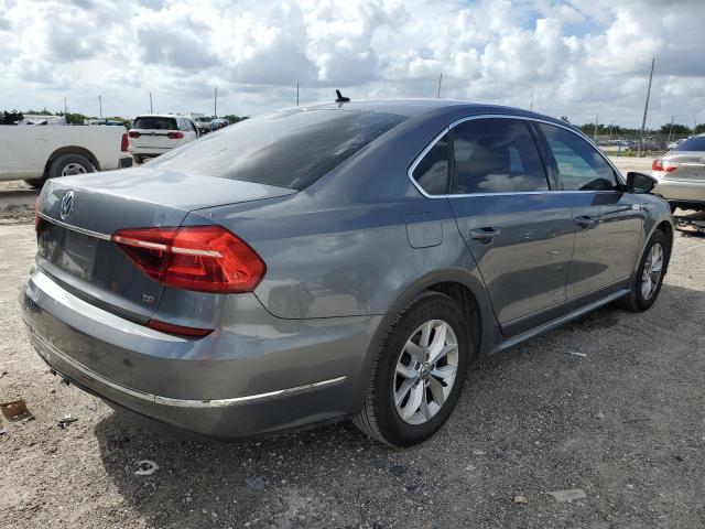 Photo 2 VIN: 1VWAT7A38HC011042 - VOLKSWAGEN PASSAT 