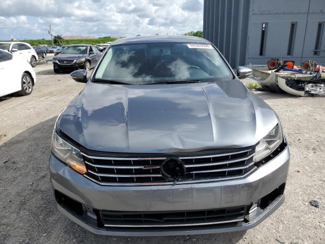 Photo 4 VIN: 1VWAT7A38HC011042 - VOLKSWAGEN PASSAT 