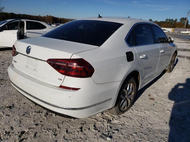 Photo 3 VIN: 1VWAT7A38HC068776 - VOLKSWAGEN PASSAT 