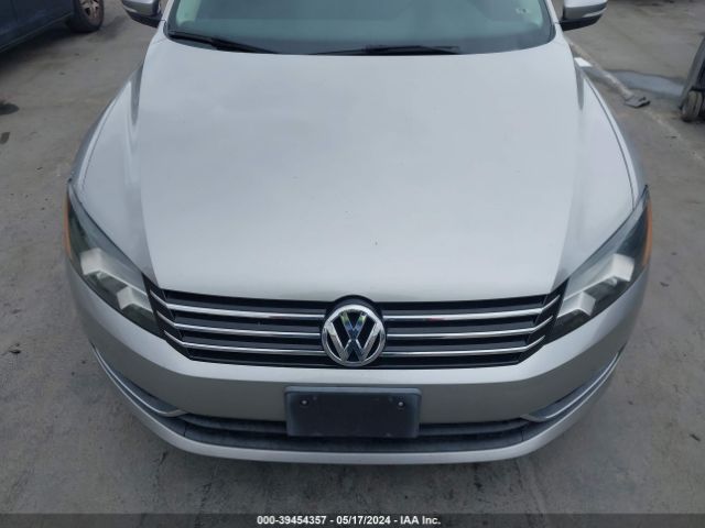 Photo 5 VIN: 1VWAT7A39EC053960 - VOLKSWAGEN PASSAT 