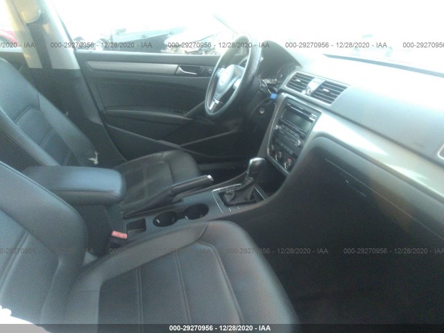 Photo 4 VIN: 1VWAT7A39EC066269 - VOLKSWAGEN PASSAT 