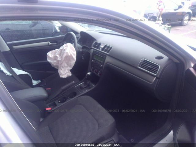 Photo 4 VIN: 1VWAT7A39EC075912 - VOLKSWAGEN PASSAT 