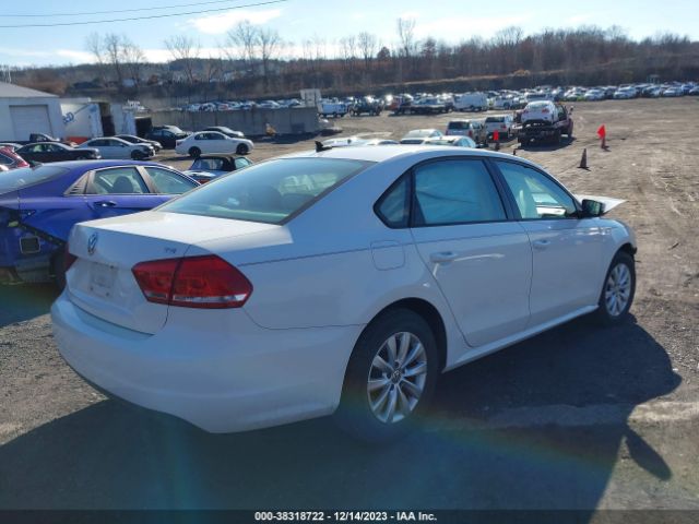 Photo 3 VIN: 1VWAT7A39FC012861 - VOLKSWAGEN PASSAT 