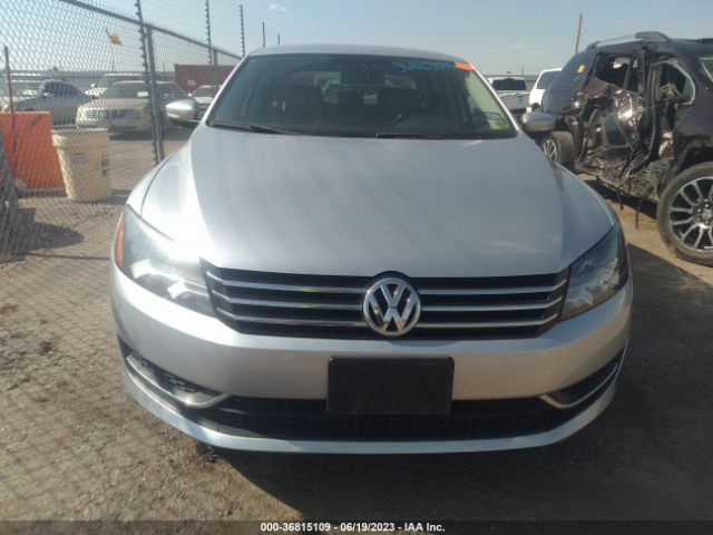 Photo 5 VIN: 1VWAT7A39FC037971 - VOLKSWAGEN PASSAT 