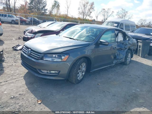 Photo 1 VIN: 1VWAT7A39FC048517 - VOLKSWAGEN PASSAT 