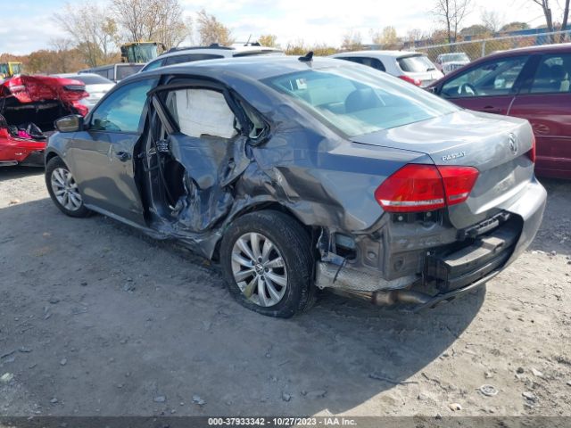 Photo 2 VIN: 1VWAT7A39FC048517 - VOLKSWAGEN PASSAT 