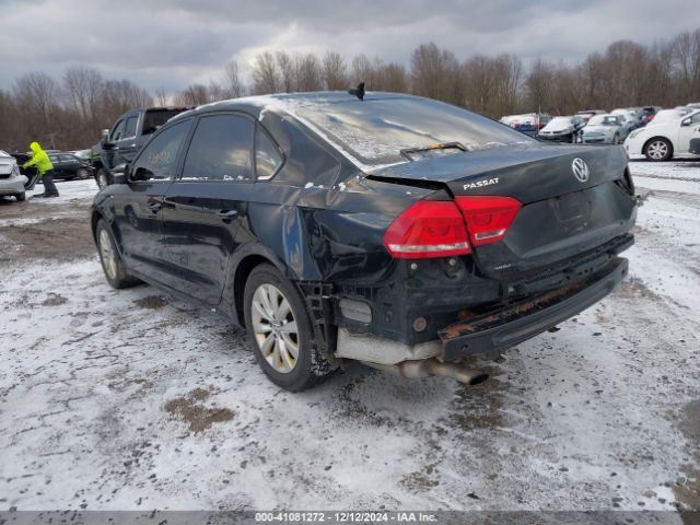 Photo 2 VIN: 1VWAT7A39FC050638 - VOLKSWAGEN PASSAT 