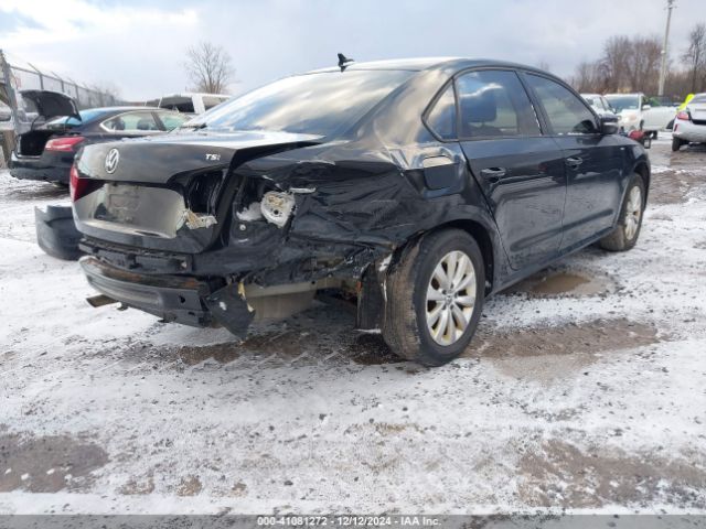 Photo 3 VIN: 1VWAT7A39FC050638 - VOLKSWAGEN PASSAT 