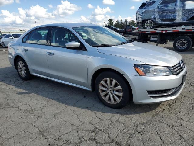 Photo 3 VIN: 1VWAT7A39FC051871 - VOLKSWAGEN PASSAT 