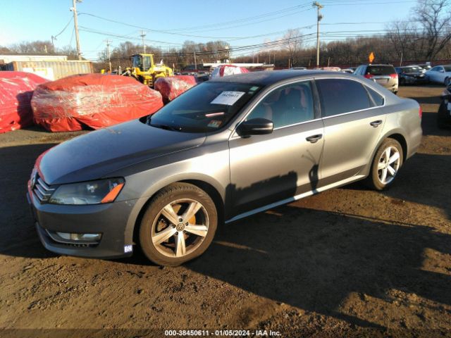 Photo 1 VIN: 1VWAT7A39FC109963 - VOLKSWAGEN PASSAT 