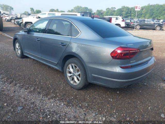 Photo 2 VIN: 1VWAT7A39HC008506 - VOLKSWAGEN PASSAT 