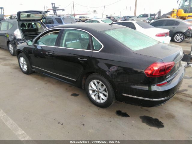 Photo 2 VIN: 1VWAT7A39HC012037 - VOLKSWAGEN PASSAT 