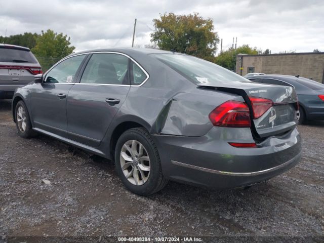 Photo 2 VIN: 1VWAT7A39HC021692 - VOLKSWAGEN PASSAT 