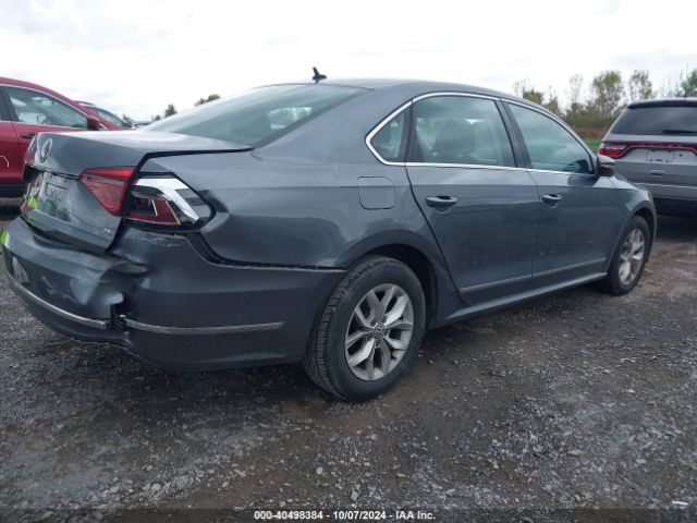 Photo 3 VIN: 1VWAT7A39HC021692 - VOLKSWAGEN PASSAT 