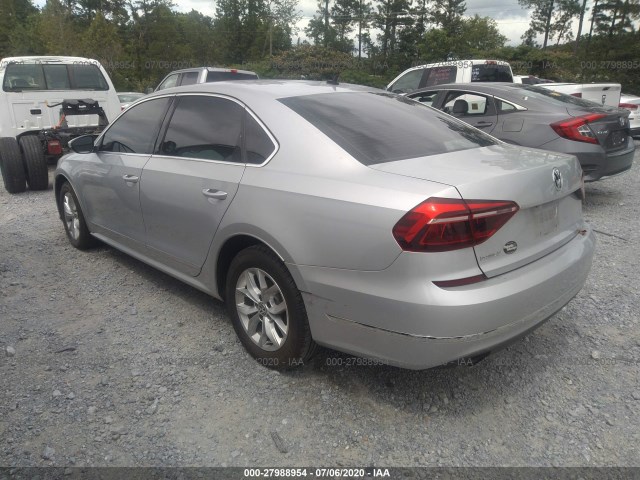 Photo 2 VIN: 1VWAT7A39HC078264 - VOLKSWAGEN PASSAT 