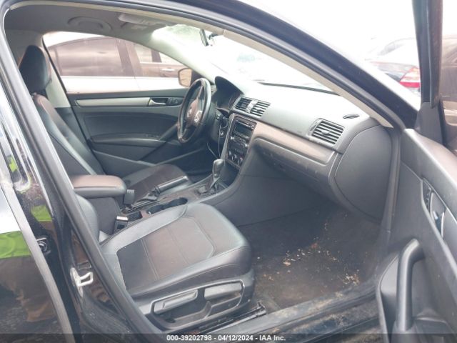 Photo 4 VIN: 1VWAT7A3XFC037106 - VOLKSWAGEN PASSAT 