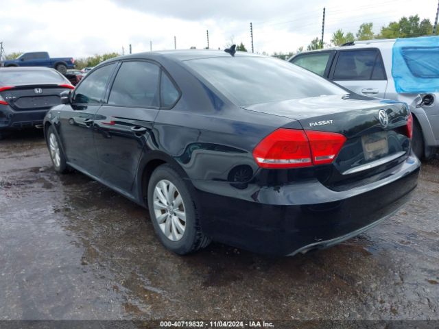 Photo 2 VIN: 1VWAT7A3XFC037364 - VOLKSWAGEN PASSAT 