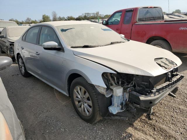 Photo 3 VIN: 1VWAT7A3XFC041320 - VOLKSWAGEN PASSAT 