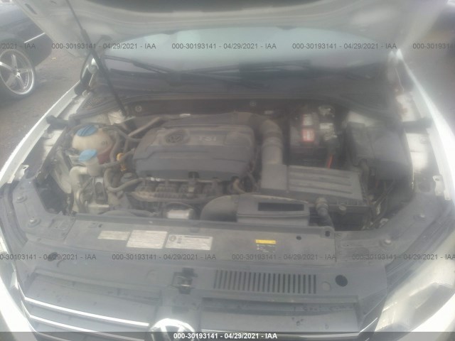 Photo 9 VIN: 1VWAT7A3XFC067240 - VOLKSWAGEN PASSAT 